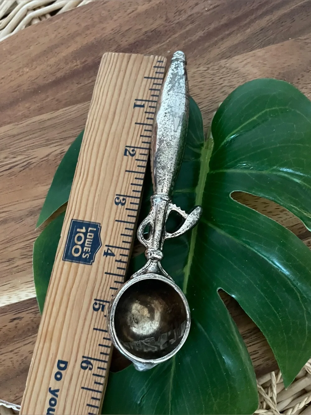PartyLite vintage silver plated ice cream scoop candle snuffer with tarnish